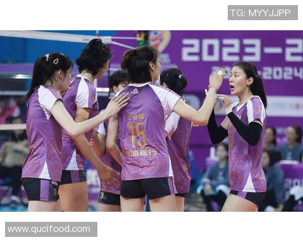 上海排球队在最新排球状态排行榜中荣登第八名展现强劲实力